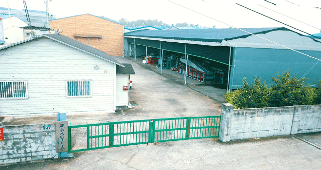 Machine-manufacturing-plant